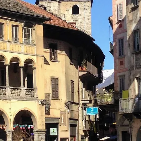 Giuditta Freecarpark&garden * Domodossola