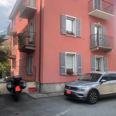 Giuditta Freecarpark&garden Appartement