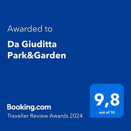 Giuditta Freecarpark&garden 도모도솔라