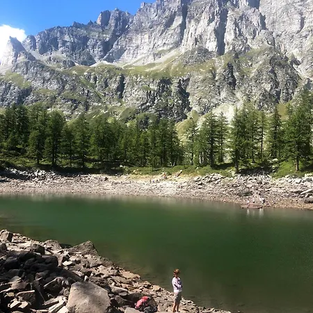 Giuditta Freecarpark&garden Apartman Domodossola